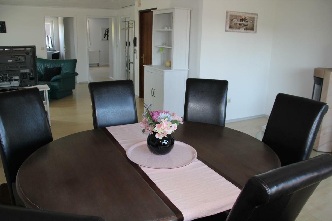 Ferienwohnung Abersfelder Mit Balkon Wildflecken Exterior photo